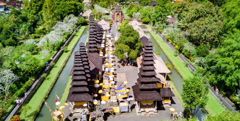 Taman Ayun Temple